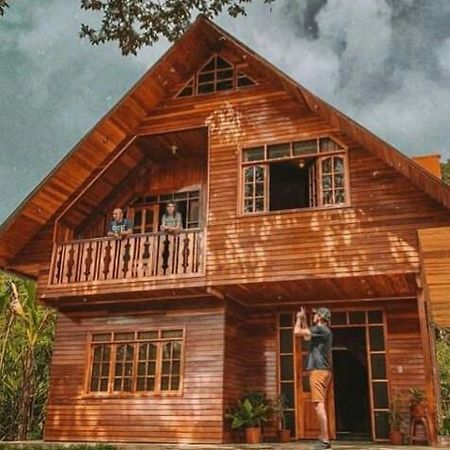 La Cabana De Noa Oxapampa Exterior photo